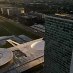 Saiba quais são as atribuições de senadores e deputados